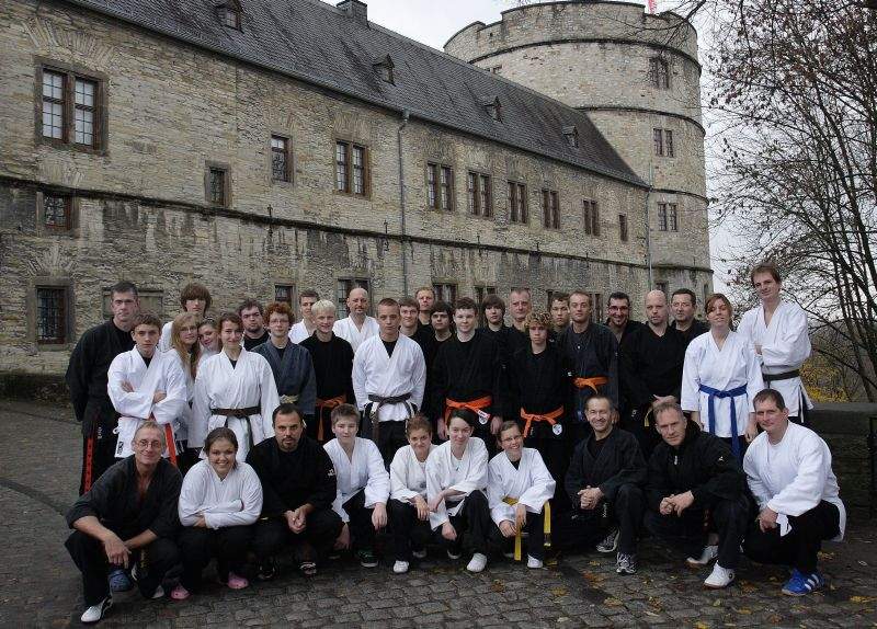 Kampfsport hinter historischen Burgmauern